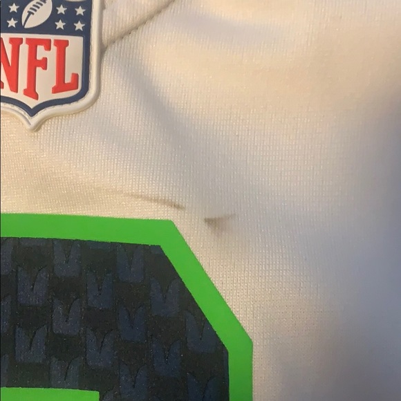 Seahawks jersey - Picture 3 of 4